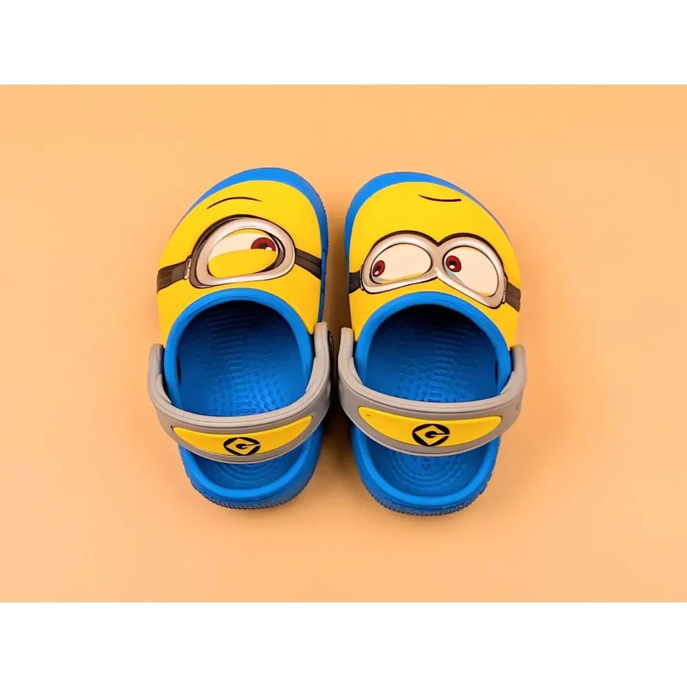 Crocs Toddler Despicable Me Minions Yellow Size C4 Classic Clogs
